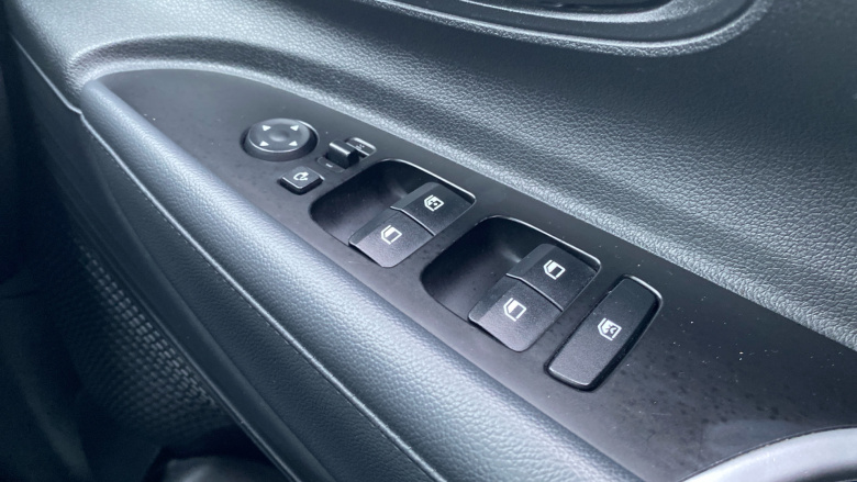 Hyundai BAYON 1.0 TGDi 48V MHEV SE Connect 5dr Petrol Hatchback